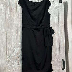ST JOHN Black lined satin dress